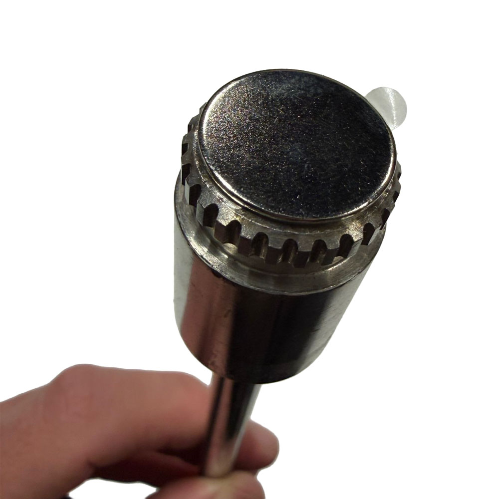 Metal Medic Game On Magnetic Handle - Image 9